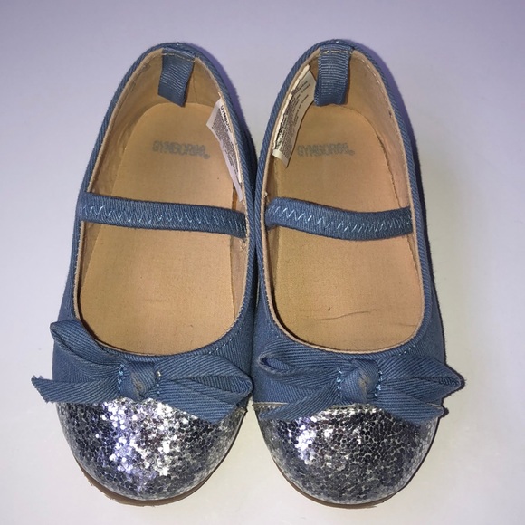 Gymboree Slip-on Shoes - Picture 2 of 4